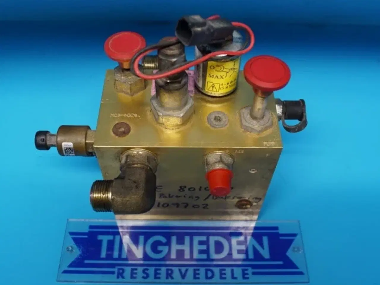 Billede 2 - Case 8010 Hydraulikventil 87109702