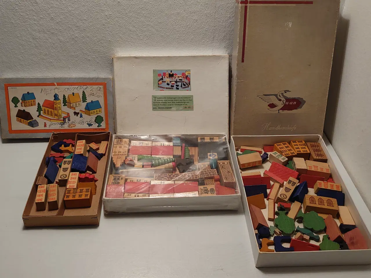 Billede 1 - Erzgebirge:Saml selv miniature byer.1 i org. æske