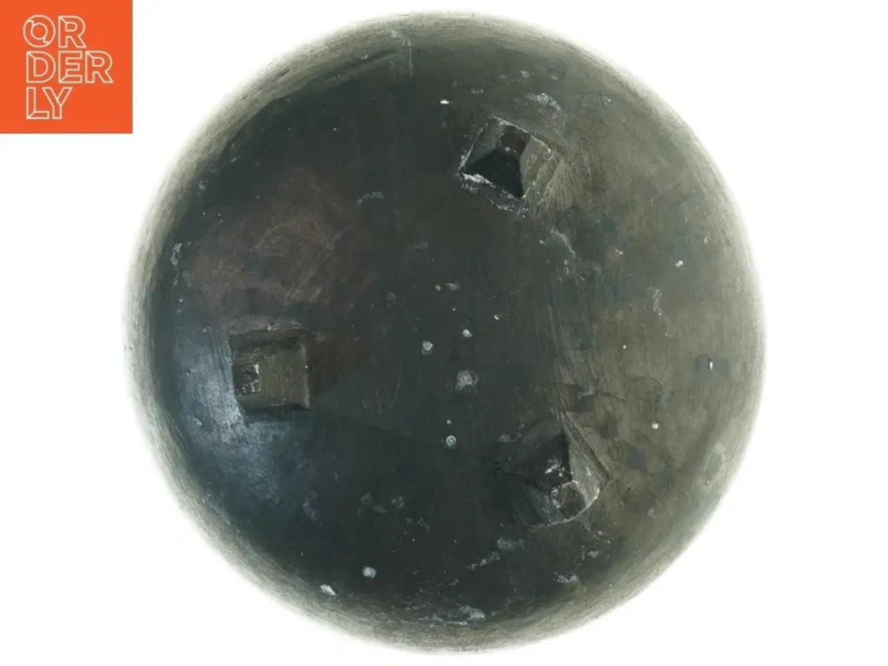 Billede 2 - Jydepotte i sortbrændt ler  (str. H. 16 cm. ø. 16 cm)