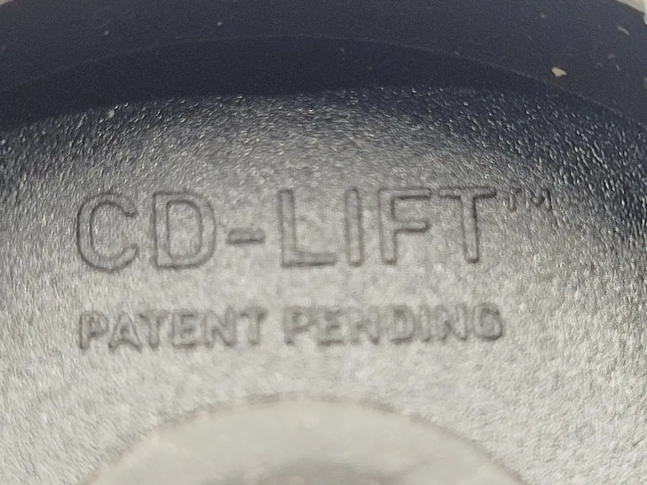 Billede 5 - ⭐️· Tommy Larsen CD-Lift – Dansk Design