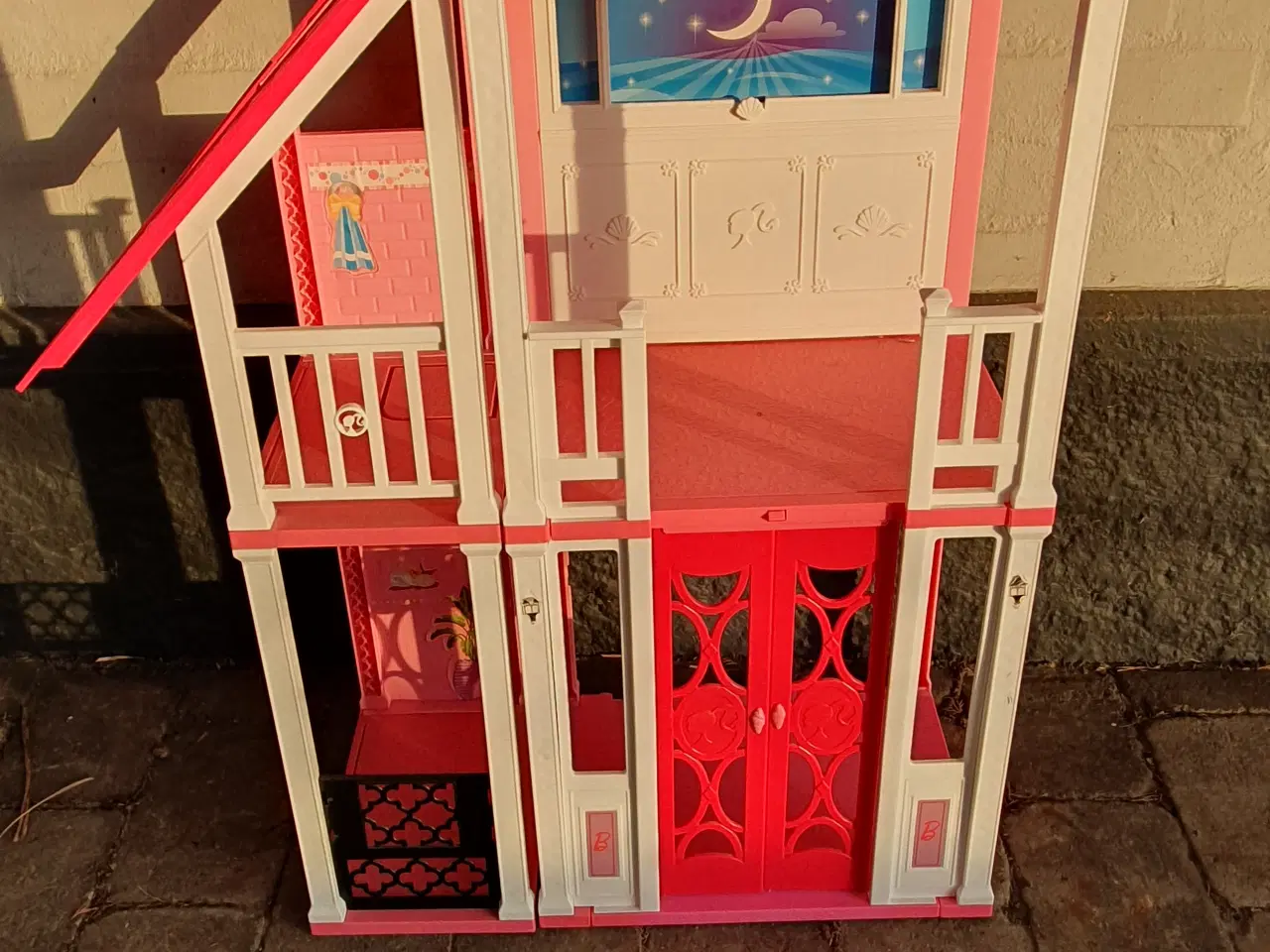 Billede 2 - Barbie  hus i flere etager