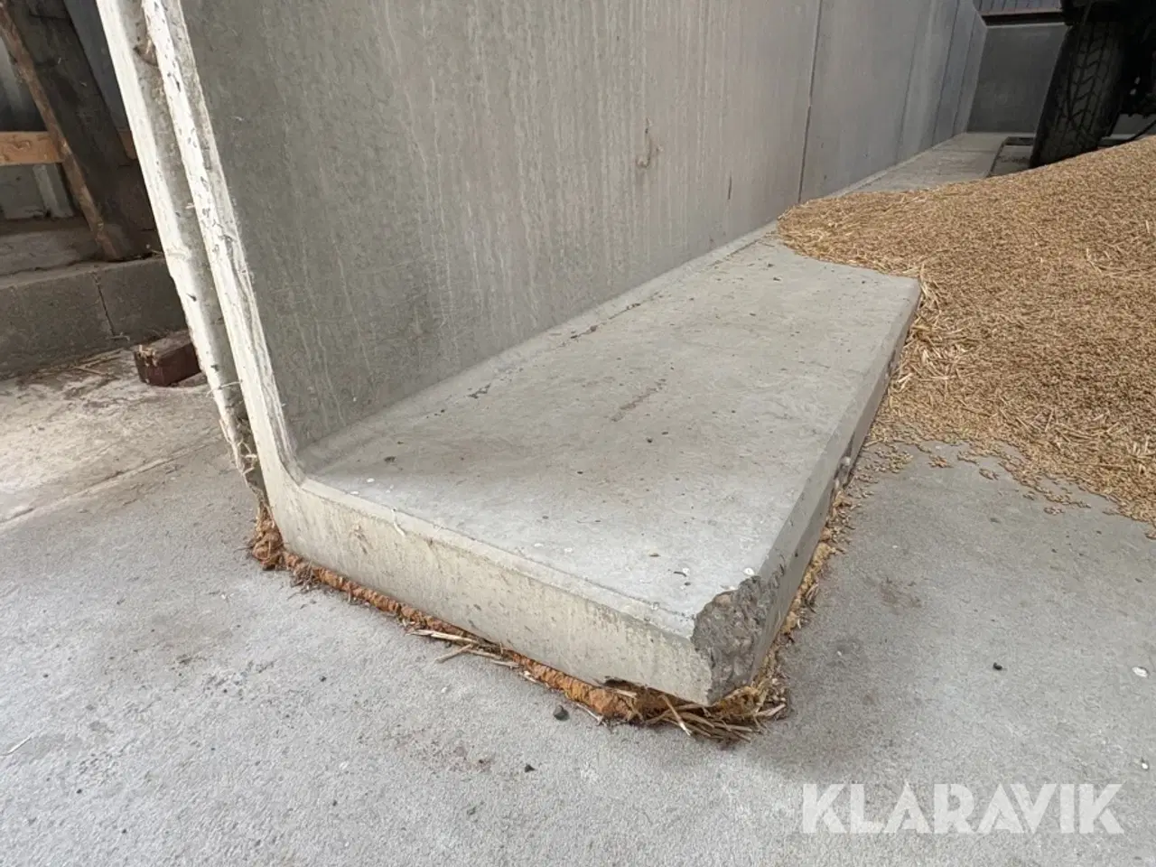 Billede 1 - Beton skillevægge Give Elementer - 45 m i alt, 19 styk