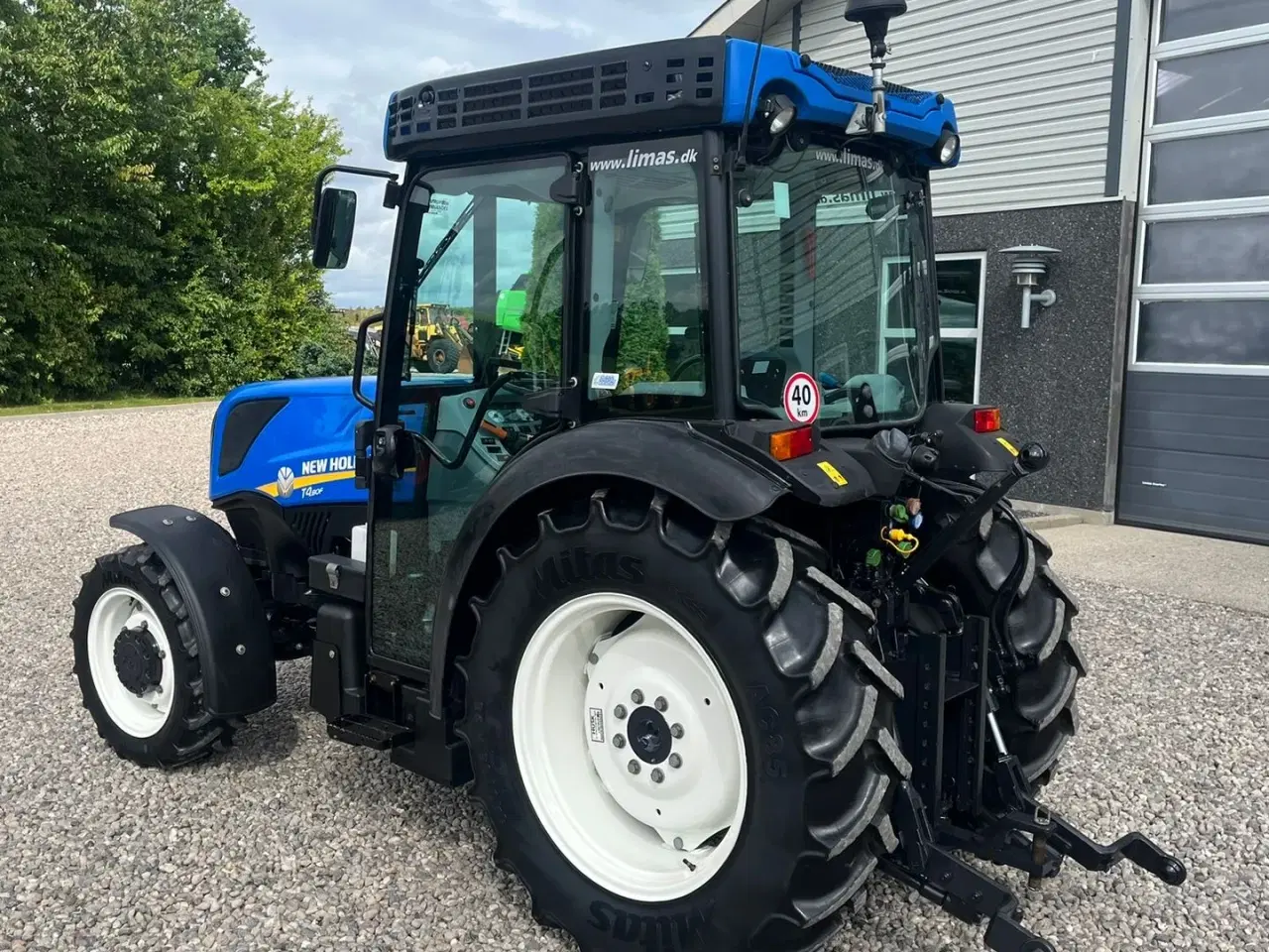 Billede 3 - New Holland T4.80 F SuperSteear med aircondition og koblingsfrit vendergear