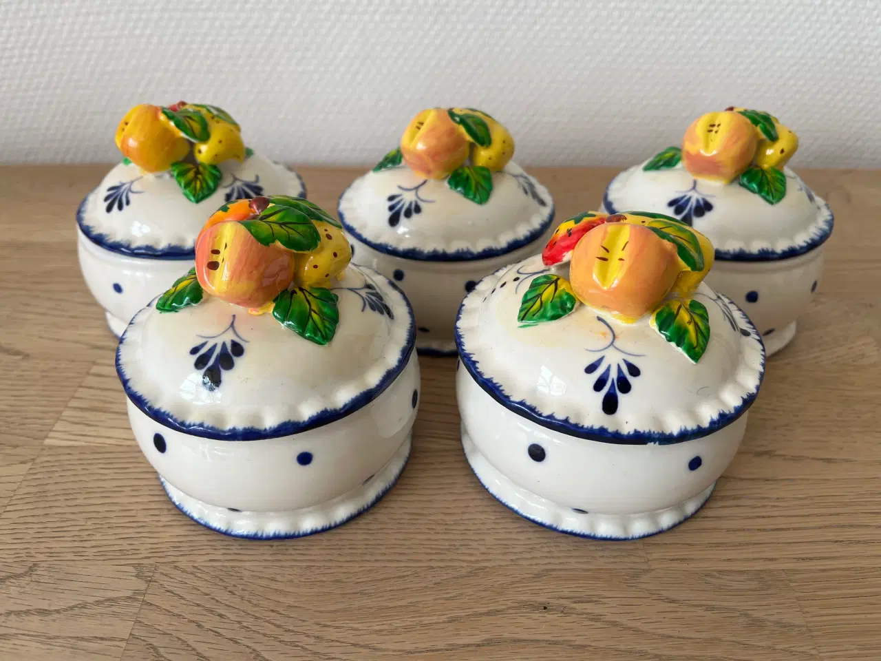 Billede 5 - Krukker med frugt-dekoration på låget