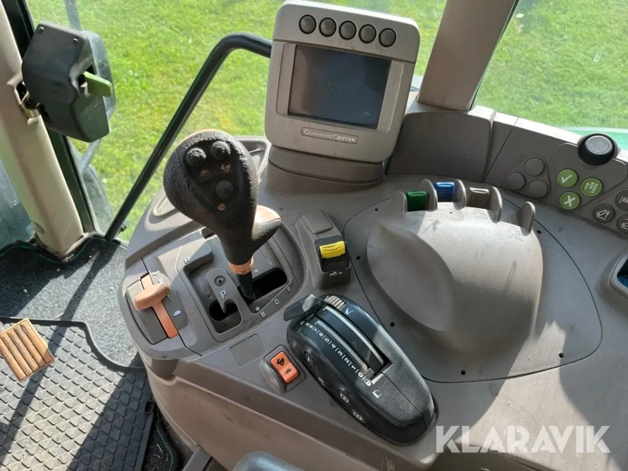 Billede 10 - Traktor John deere 6330