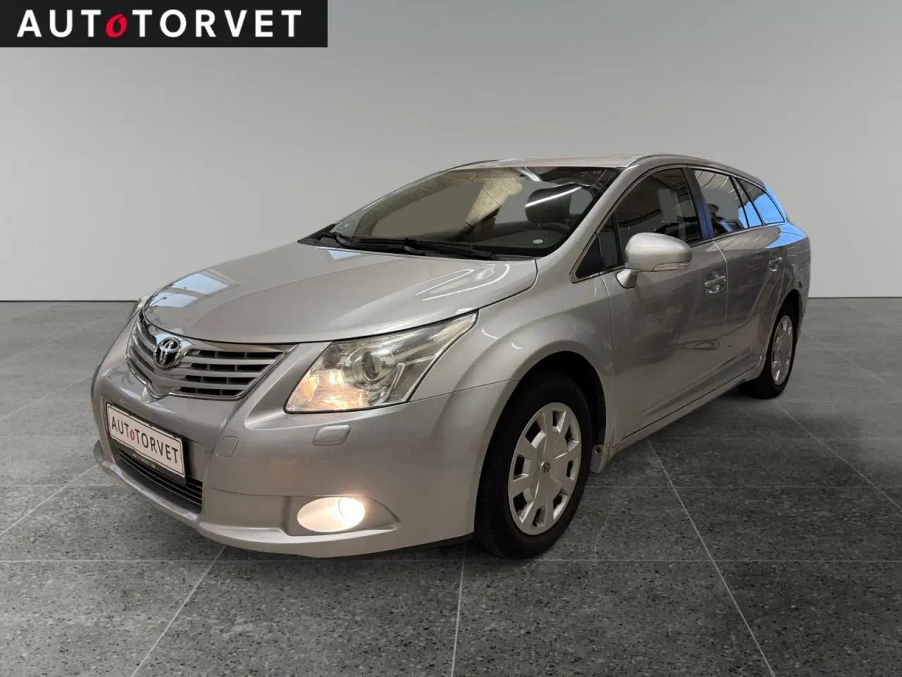 Billede 1 - Toyota Avensis 1,8 VVT-i T3 stc. E-CVT