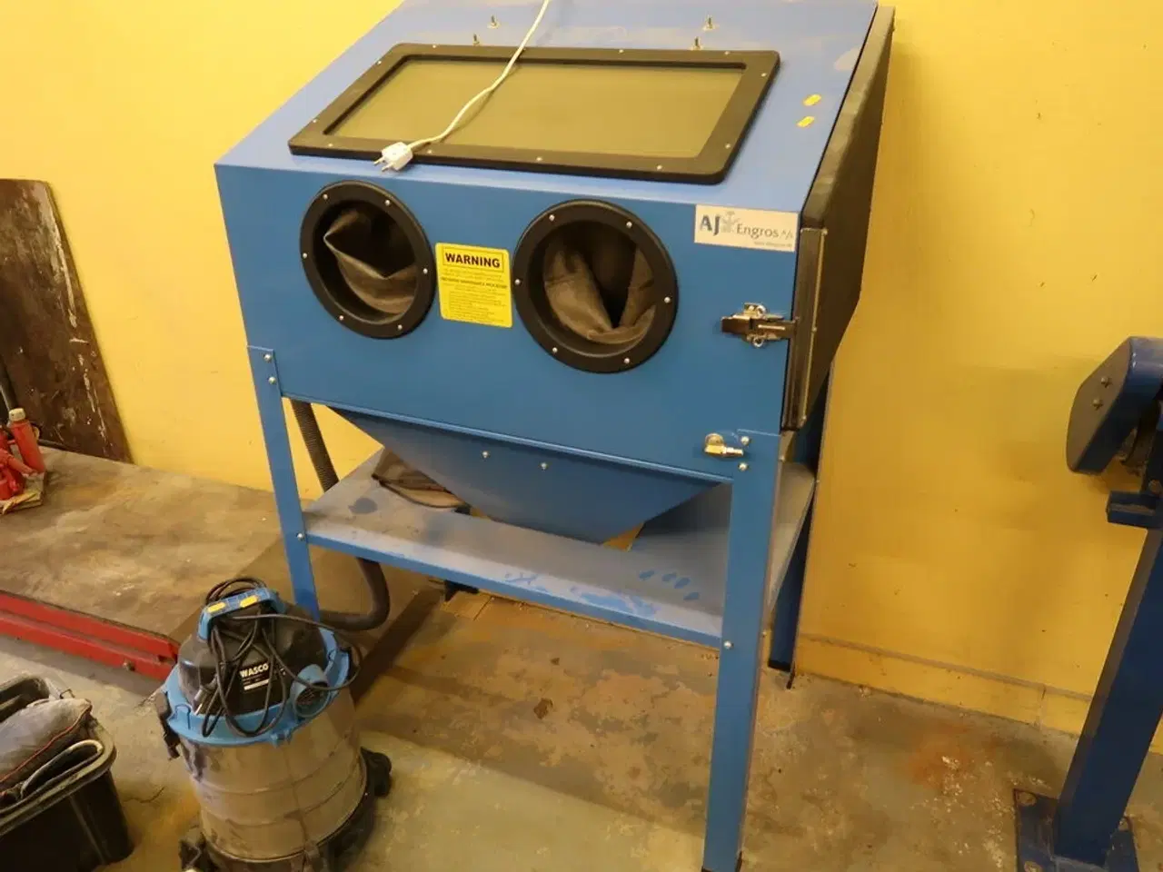 Billede 1 - Sandblæsekabine med støvsuger WASCO HN4470