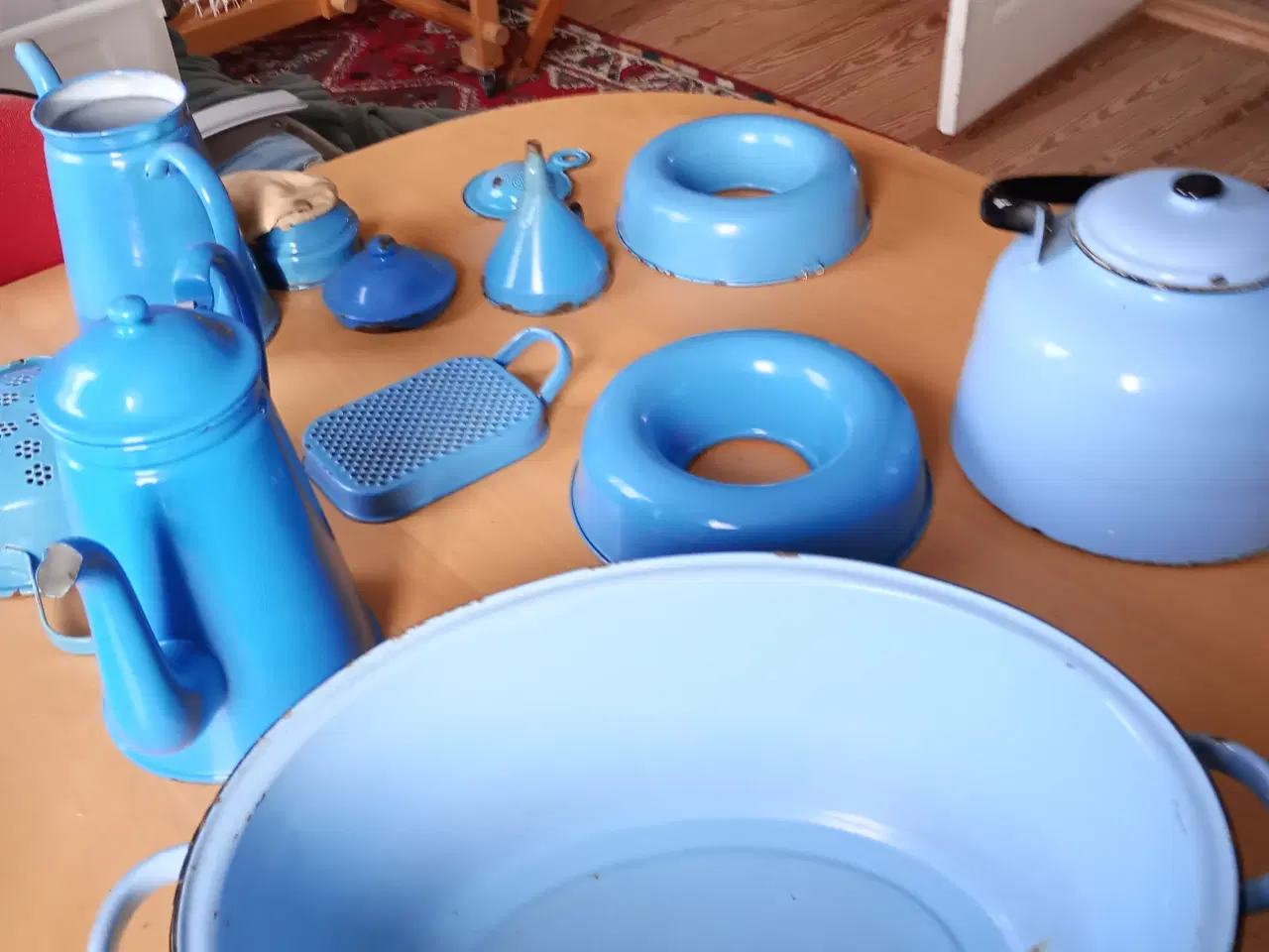 Billede 1 - Antikke emalie-ting, også unikke