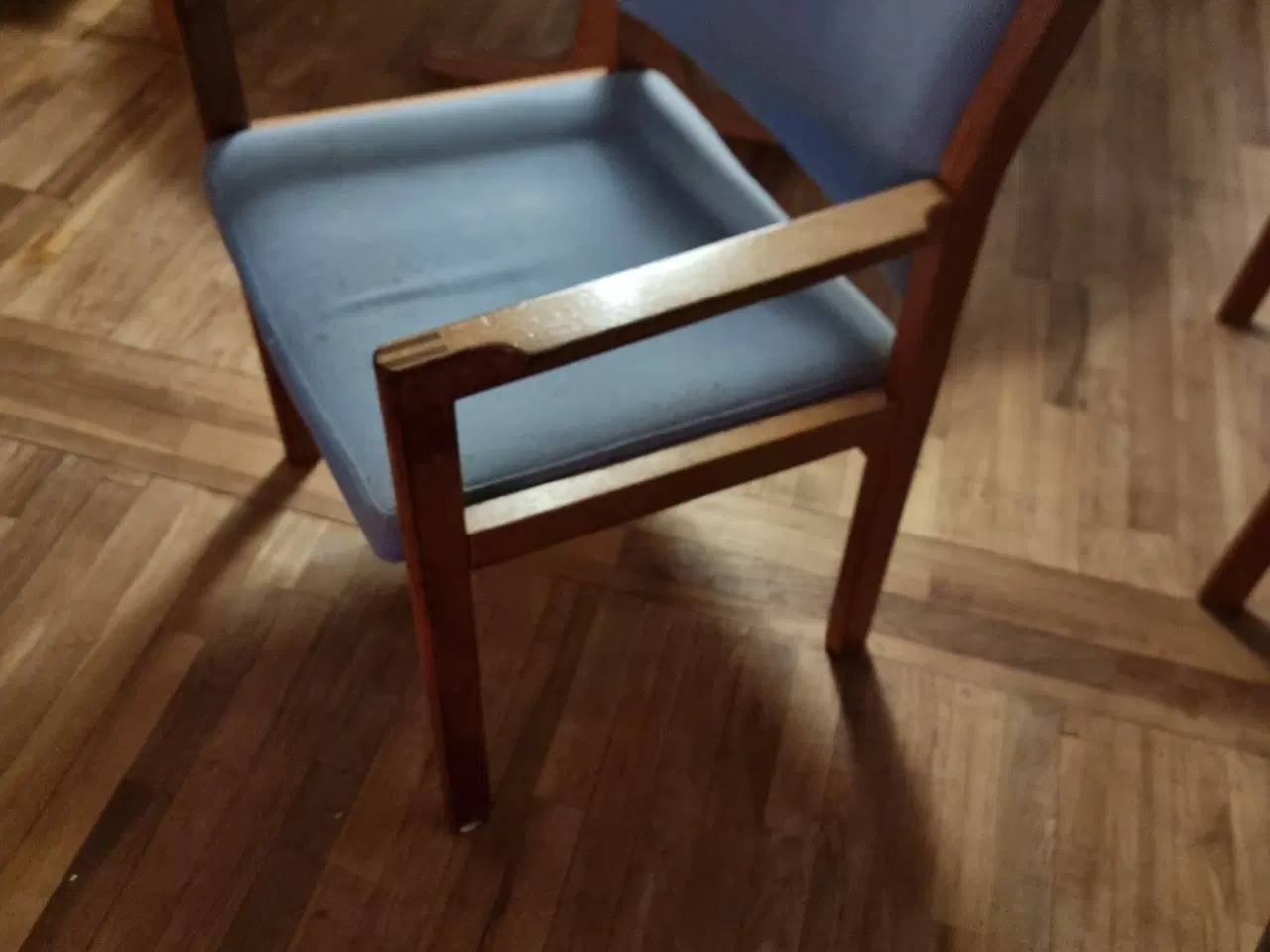 Billede 2 - Christian Hvidt konferencestol 420