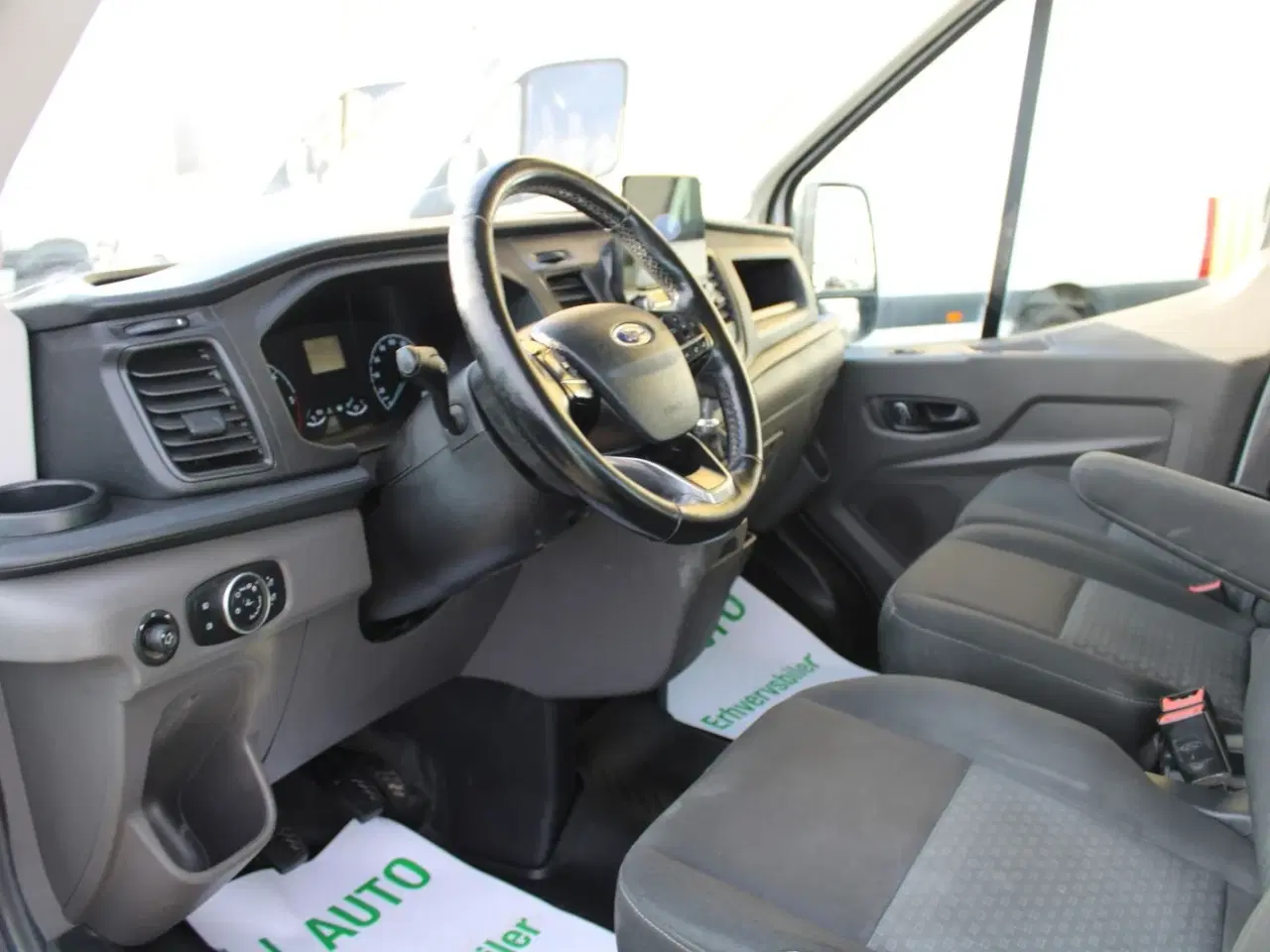 Billede 3 - Ford Transit 350 L3 Chassis 2,0 TDCi 170 Mandskabsvogn m/lad Trend FWD