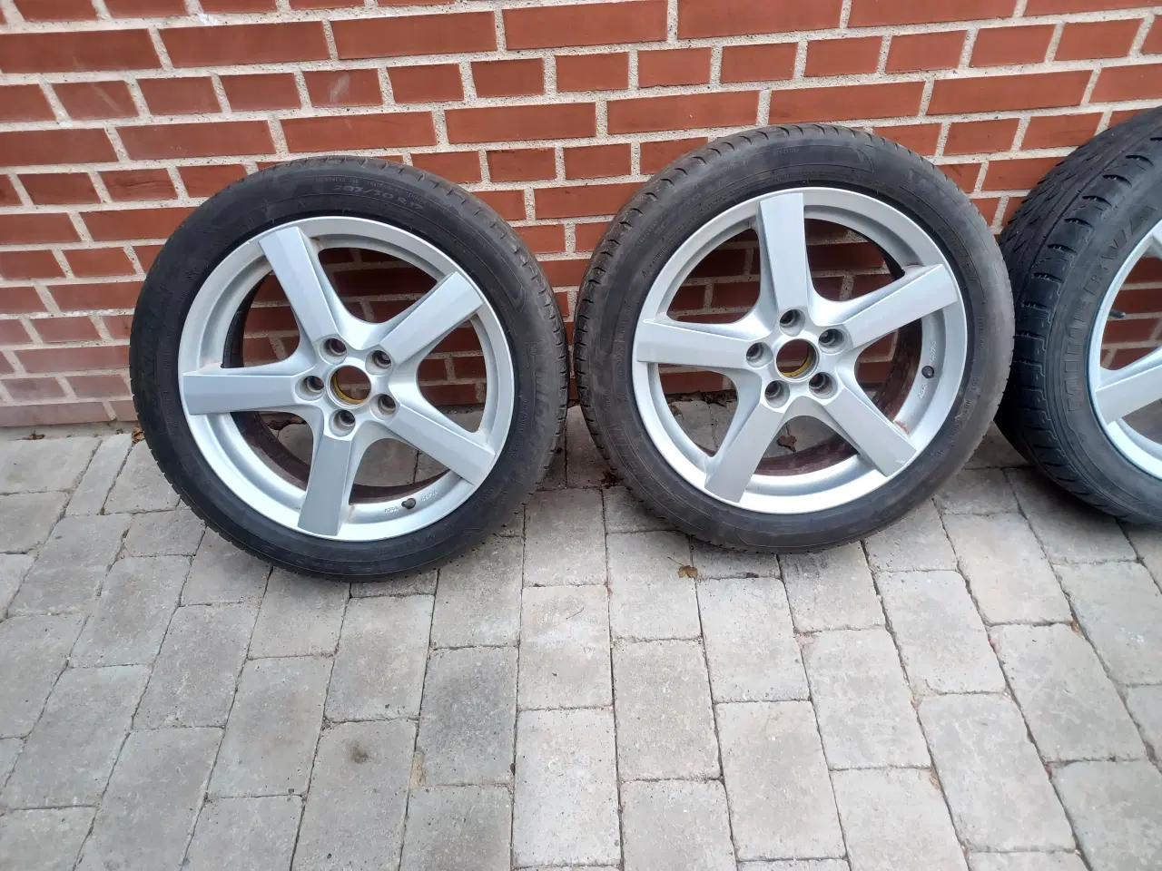 Billede 4 - Toyota, Kia, Mazda alufælge med sommerdæk.