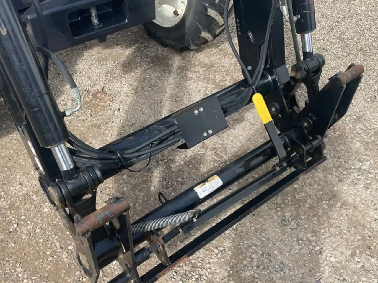 Billede 5 - New Holland TD5.65 Frontlæssertraktor