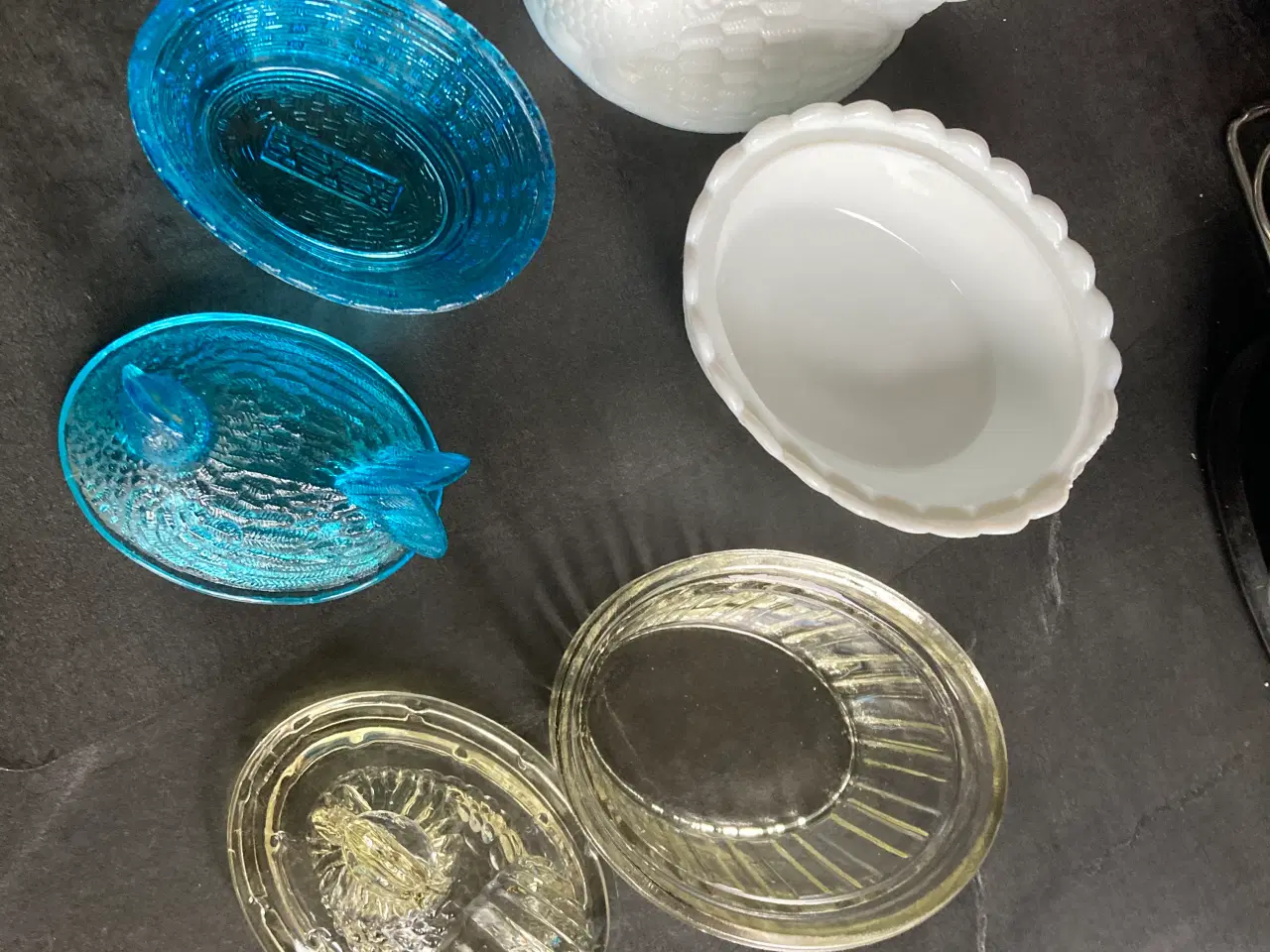 Billede 6 - Forskelligt sælges samlet