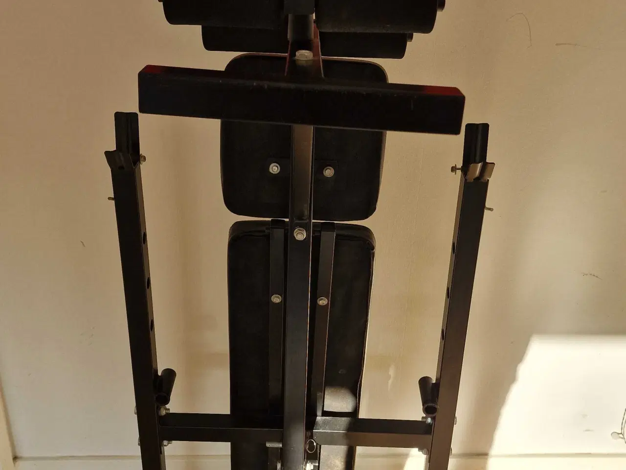 Billede 13 - Træningsbænk + 50 kg vægte sælges.