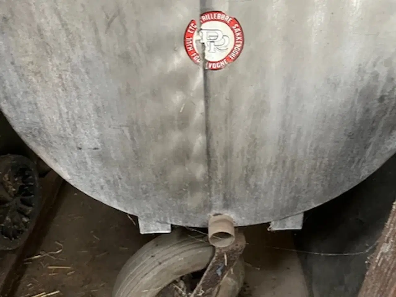 Billede 2 - Rustfri vand kar med udløb