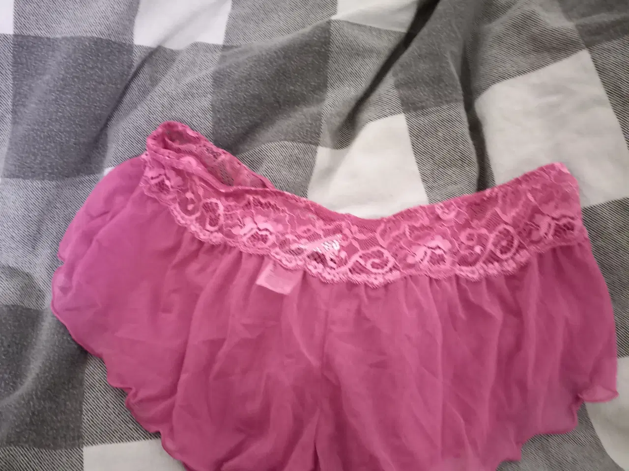 Billede 3 - forskelder lingeri og bh og trusser