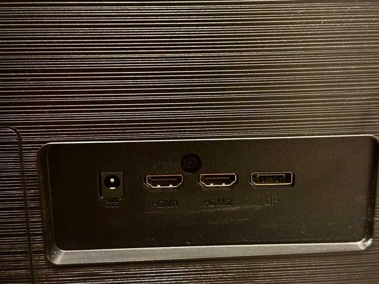 Billede 5 - 27" Acer Nitro XF270 200Hz Gaming Skærm