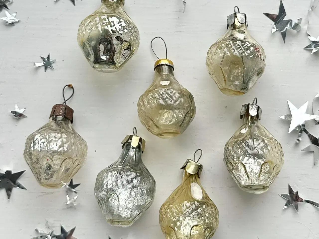 Billede 1 - Vintage julekugler, gyldne minilanterner, 7 stk samlet