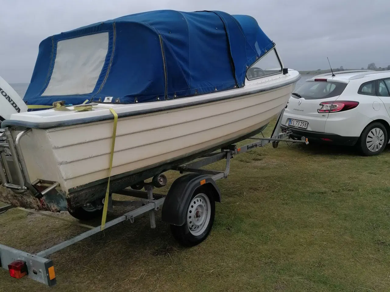 Billede 2 - 17 fod hardtop båd 15hk honda og trailer 