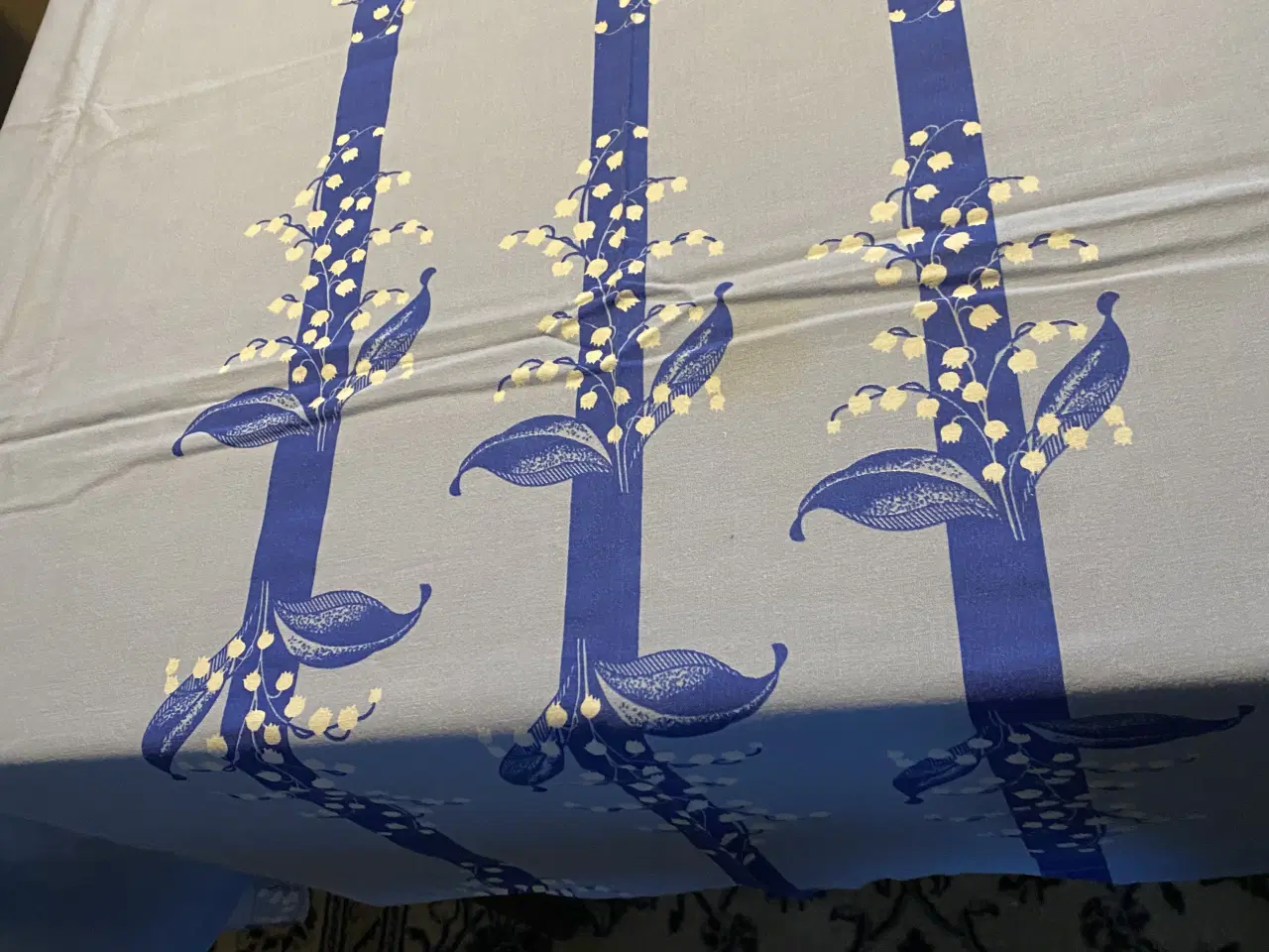 Billede 2 - Lang dug til spisebord