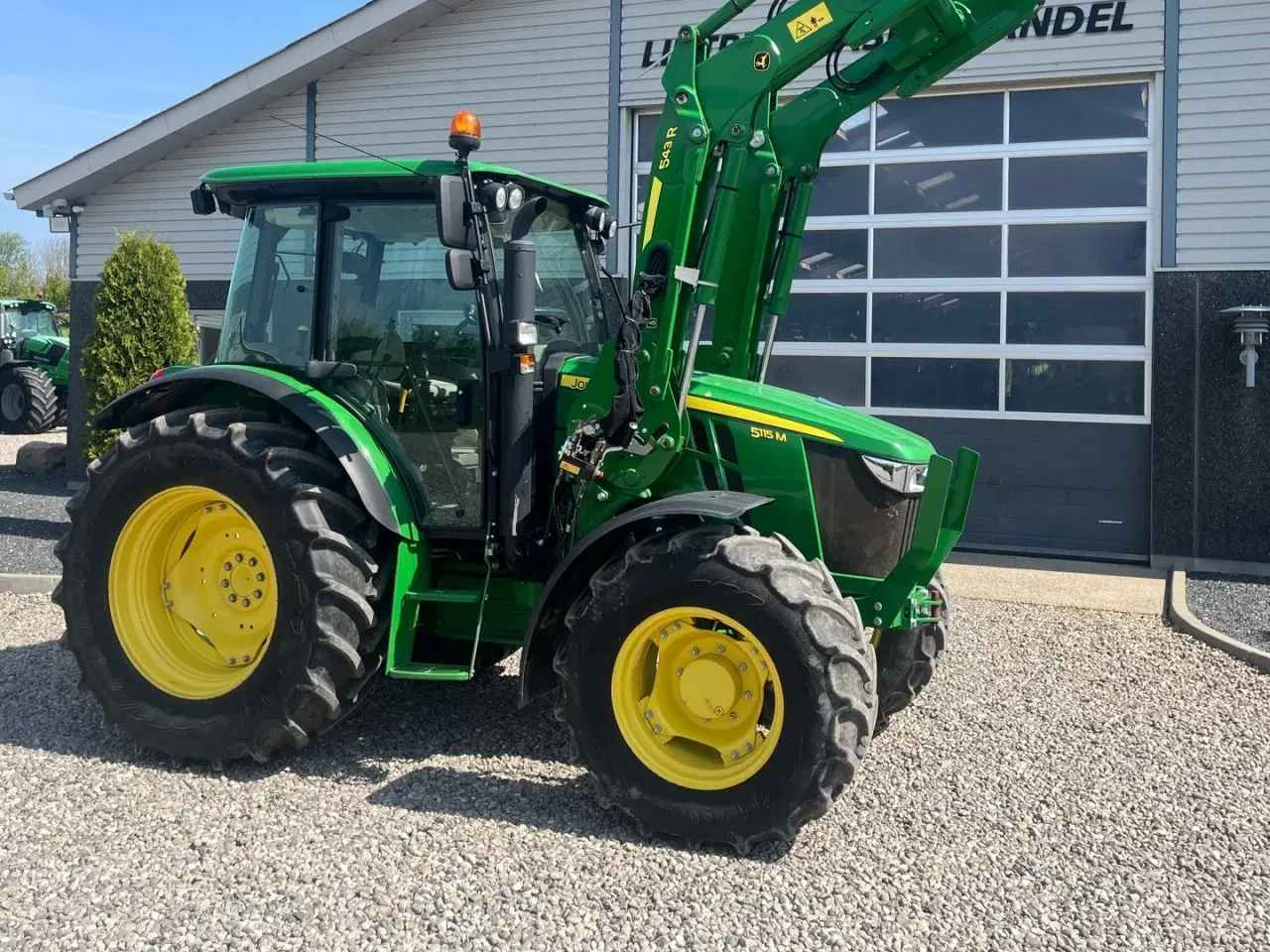 Billede 16 - John Deere 5115M Med frontlæsser, som ny