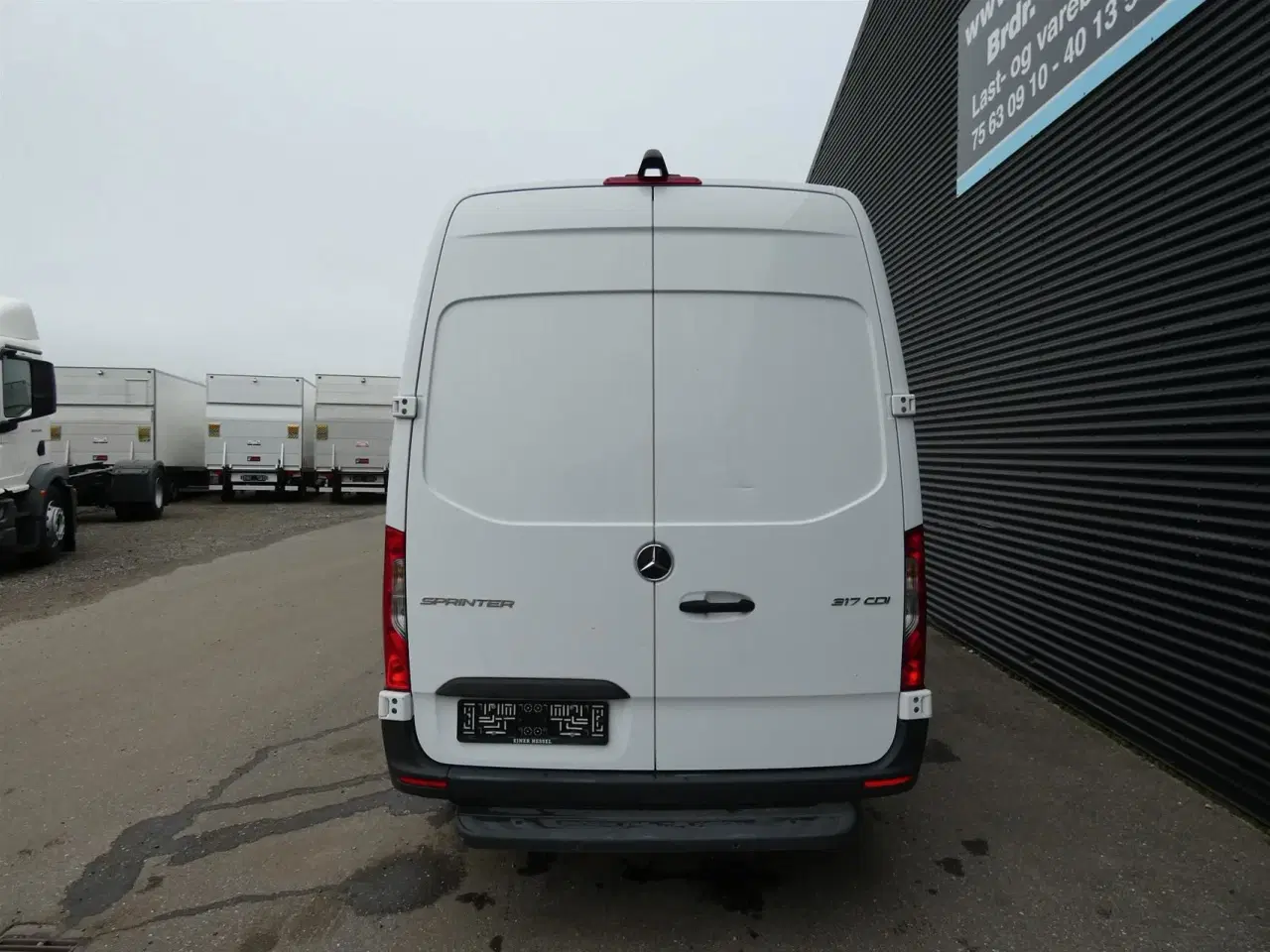 Billede 5 - Mercedes-Benz Sprinter 317 2,0 CDI A2 H2 RWD 9G-Tronic 170HK Van Aut.