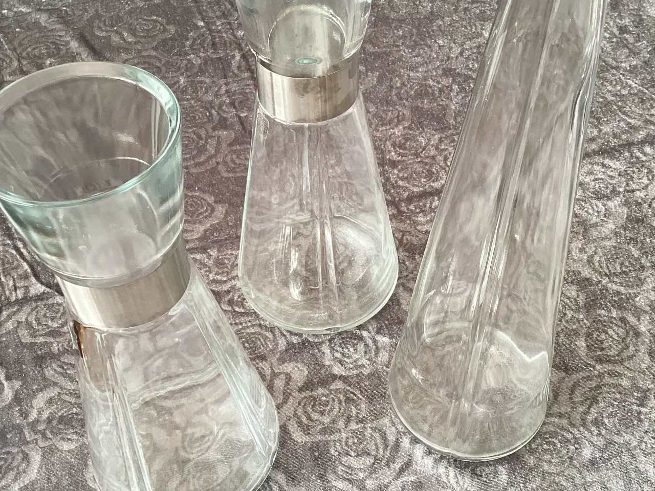 Billede 3 - Vinkaraffel og 2 vandkarafler