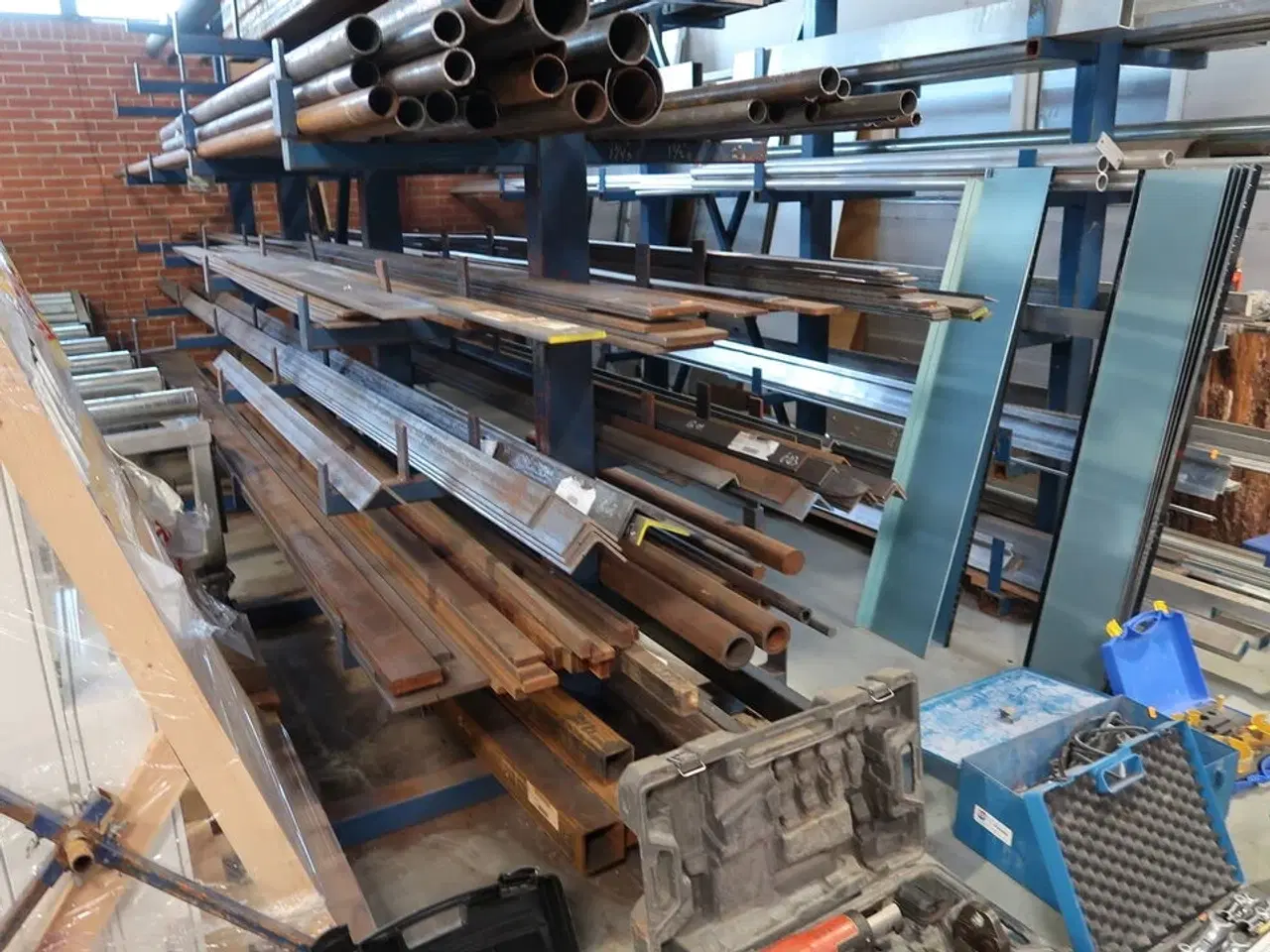 Billede 6 - Grenreol med div. Jern