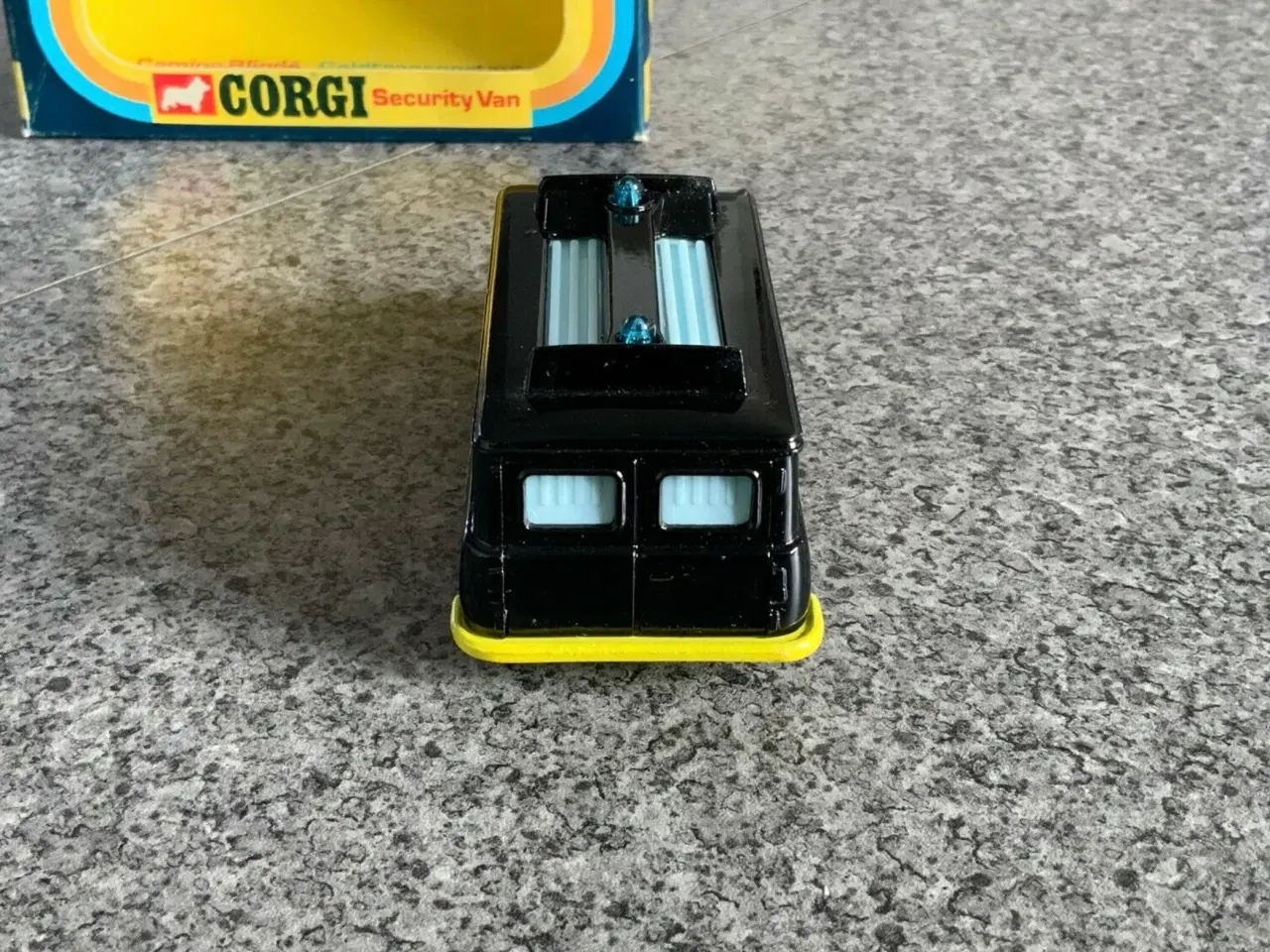 Billede 4 - Corgi Toys No. 424 Security Van, scale 1:36
