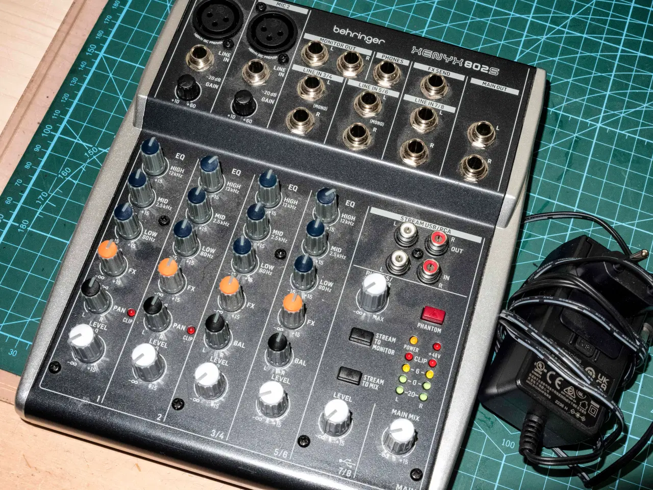 Billede 5 - Mixer - Behringer XENUX802S. Med strømadaptor.