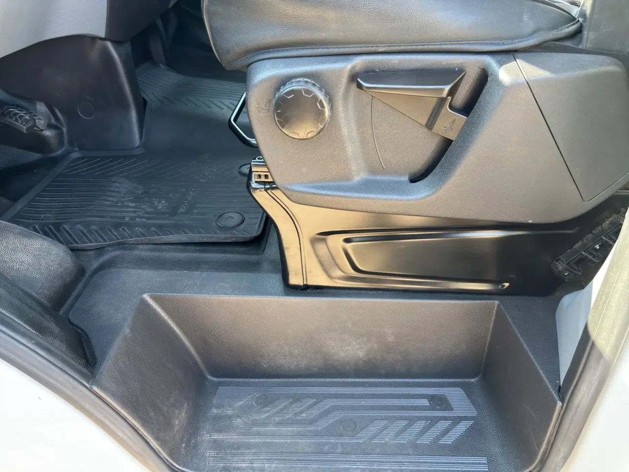 Billede 10 - Ford Transit 350 L2 Van 2,2 TDCi 125 Trend H2 FWD