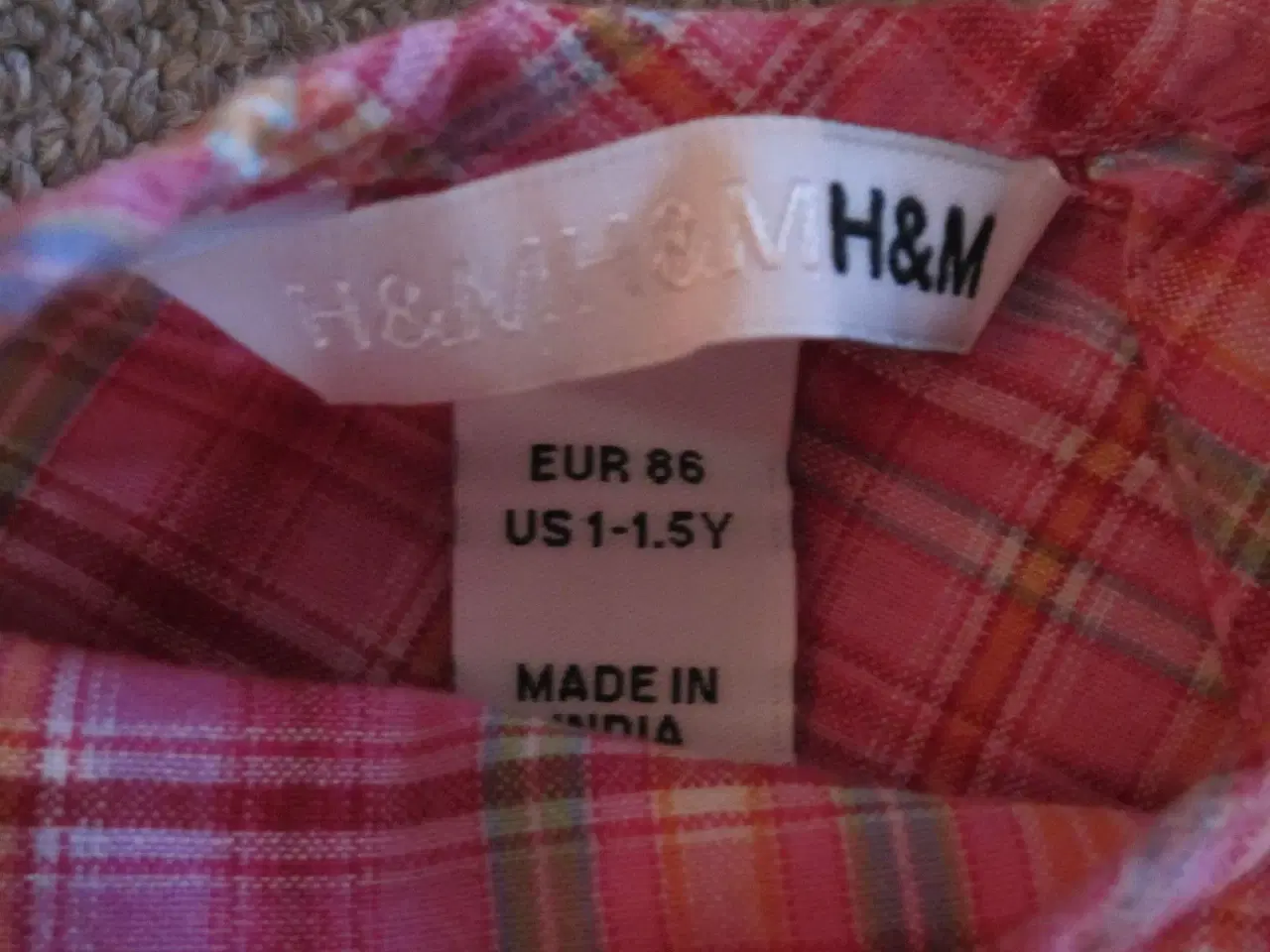 Billede 2 - Sød pink kjole str. 86 fra H&M