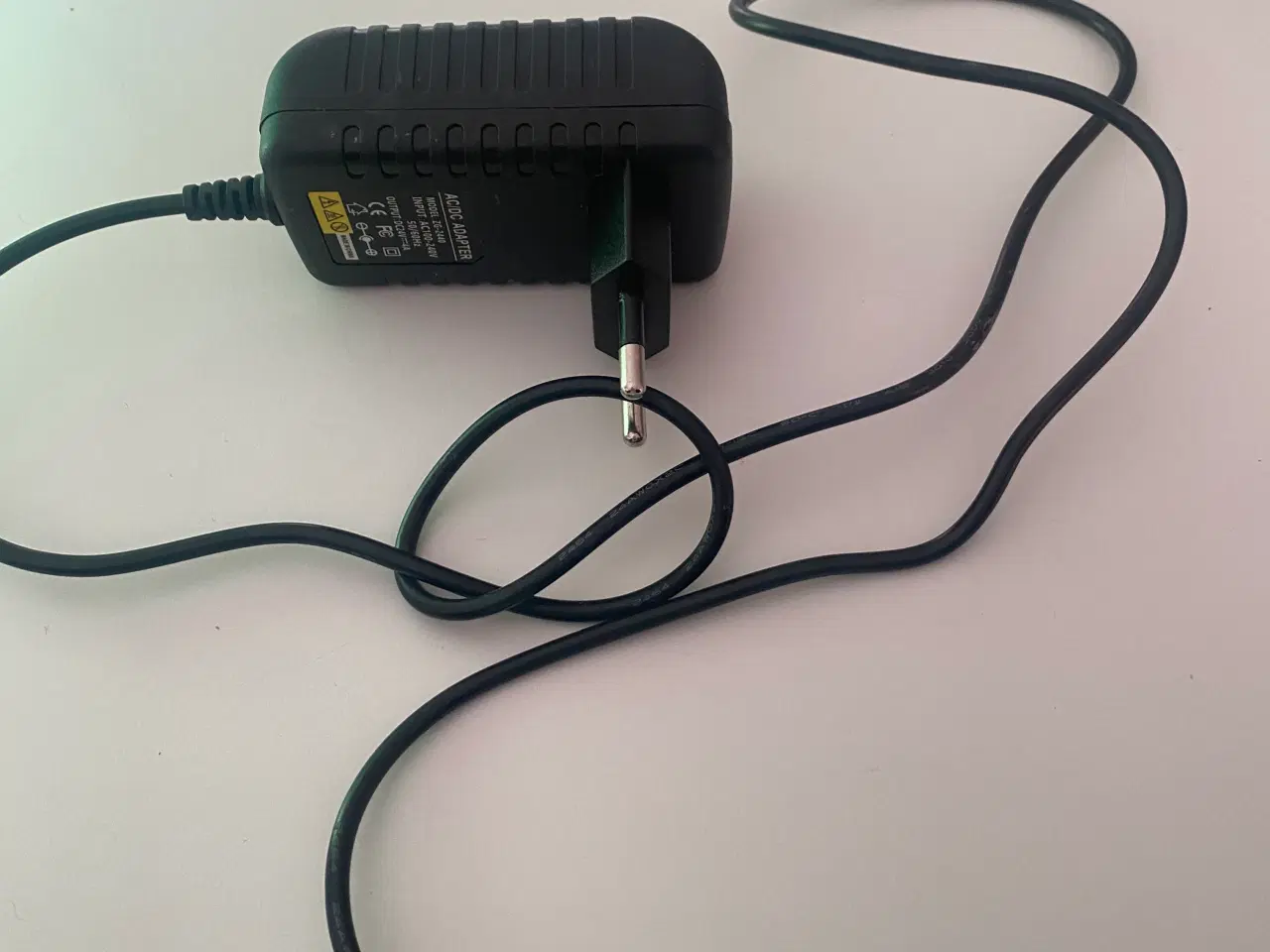 Billede 3 - Uv Lampe til negle