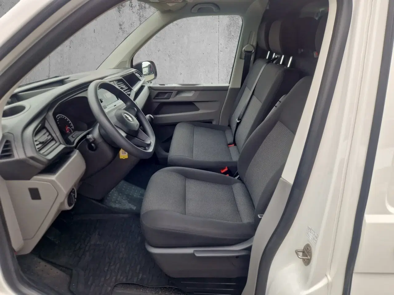 Billede 13 - VW Transporter 2,0 TDi 110 Kassevogn lang