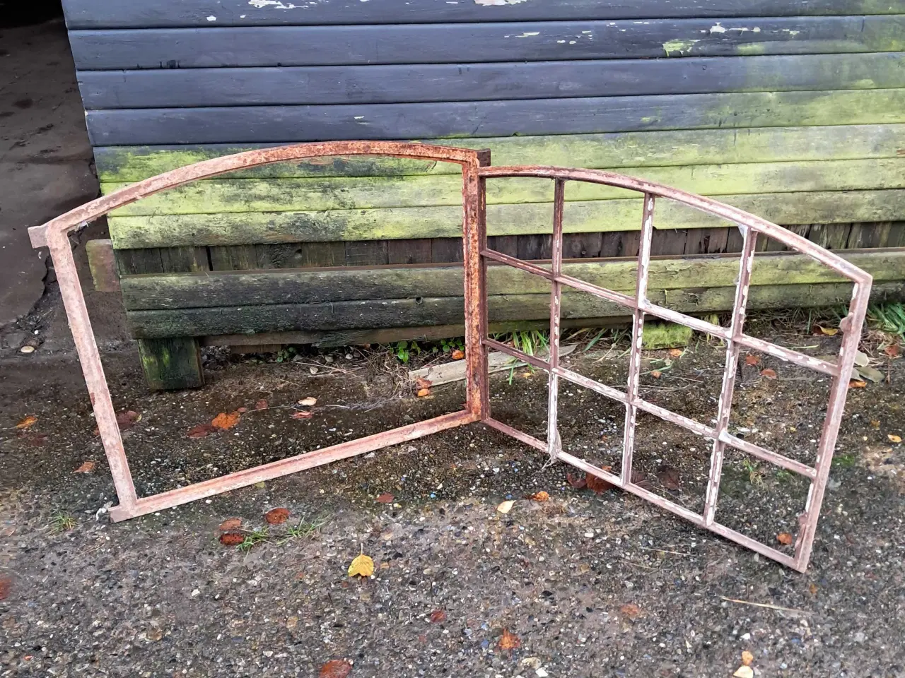 Billede 2 - Staldvindue der kan åbne