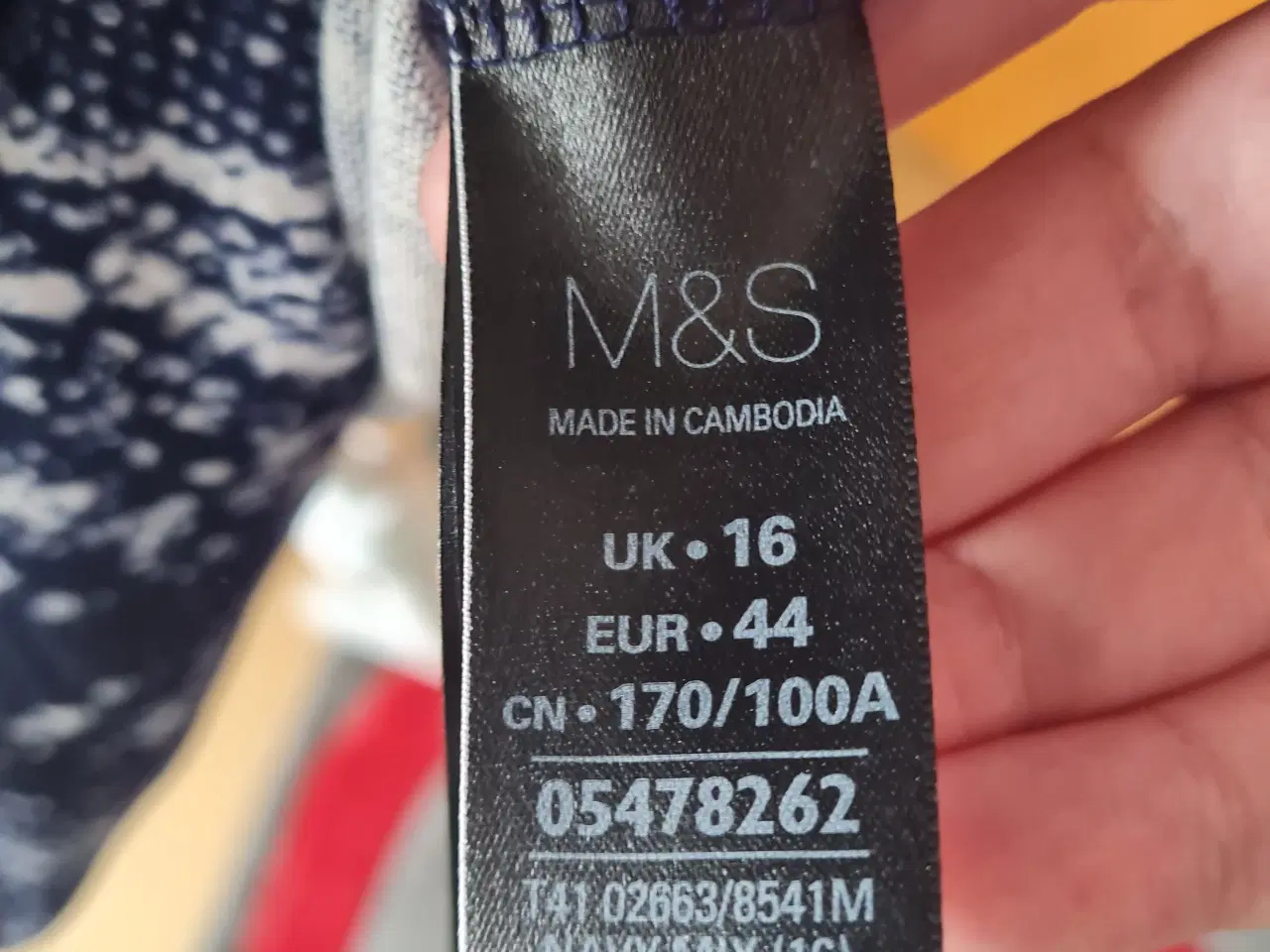 Billede 5 - Bluse str 44 fra M&S collection 