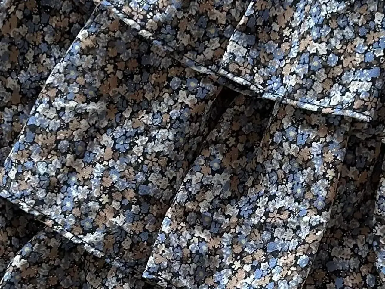 Billede 5 - name it nederdel, str. 152 / 12 år