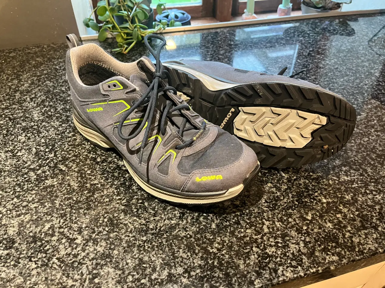 Billede 1 - Vandresko Lowa