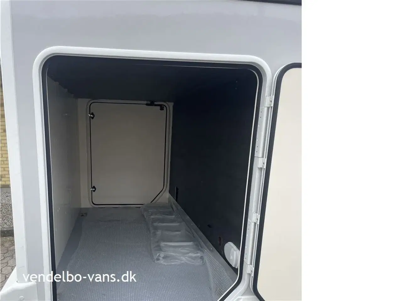 Billede 3 - 2024 - Rollerteam Kronos 285TL Selekt Populær indretning med hele 5 sele -og sovepladser