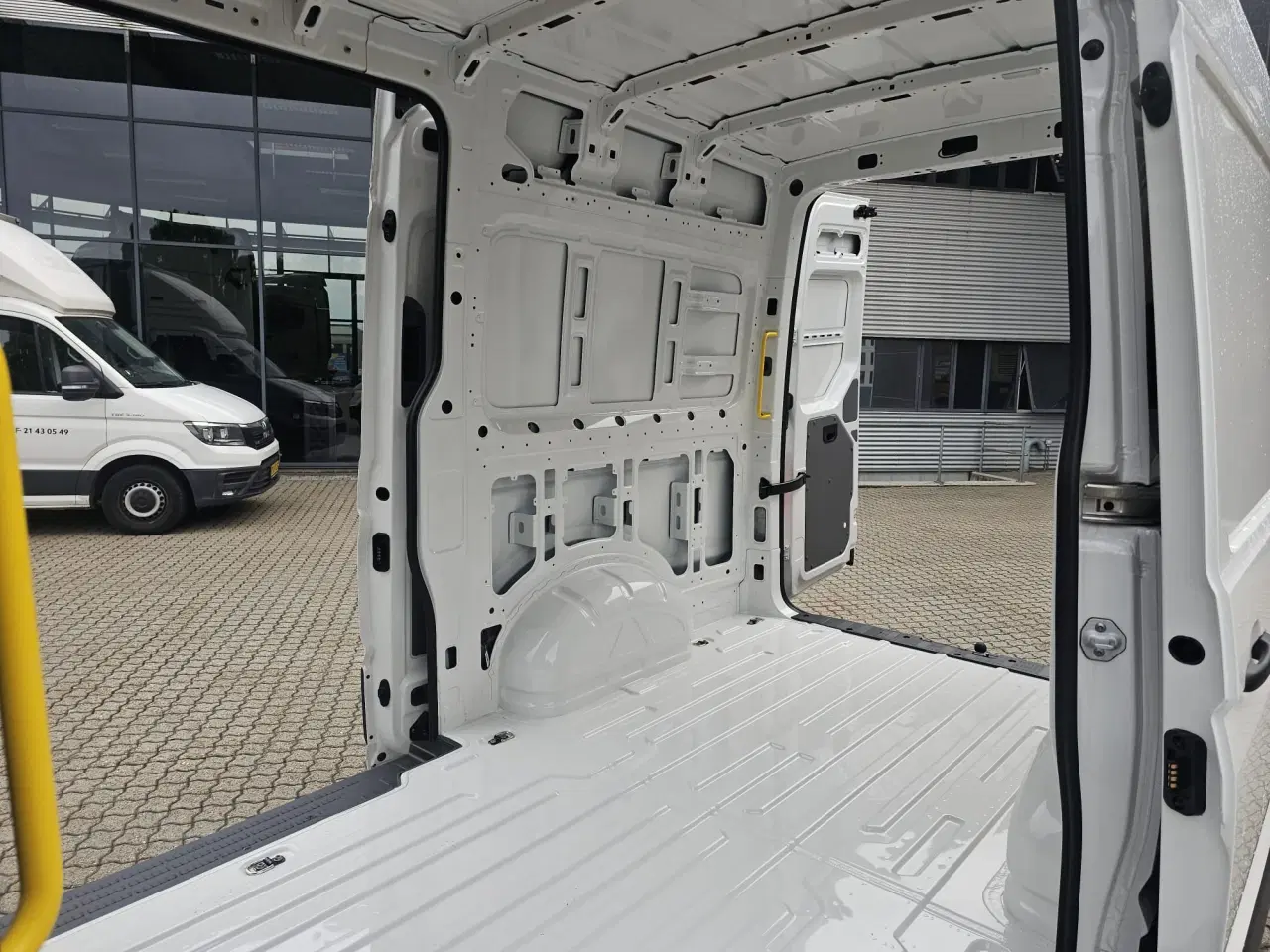 Billede 10 - MAN TGE 3.180 A8 L3H3, Kassevogn