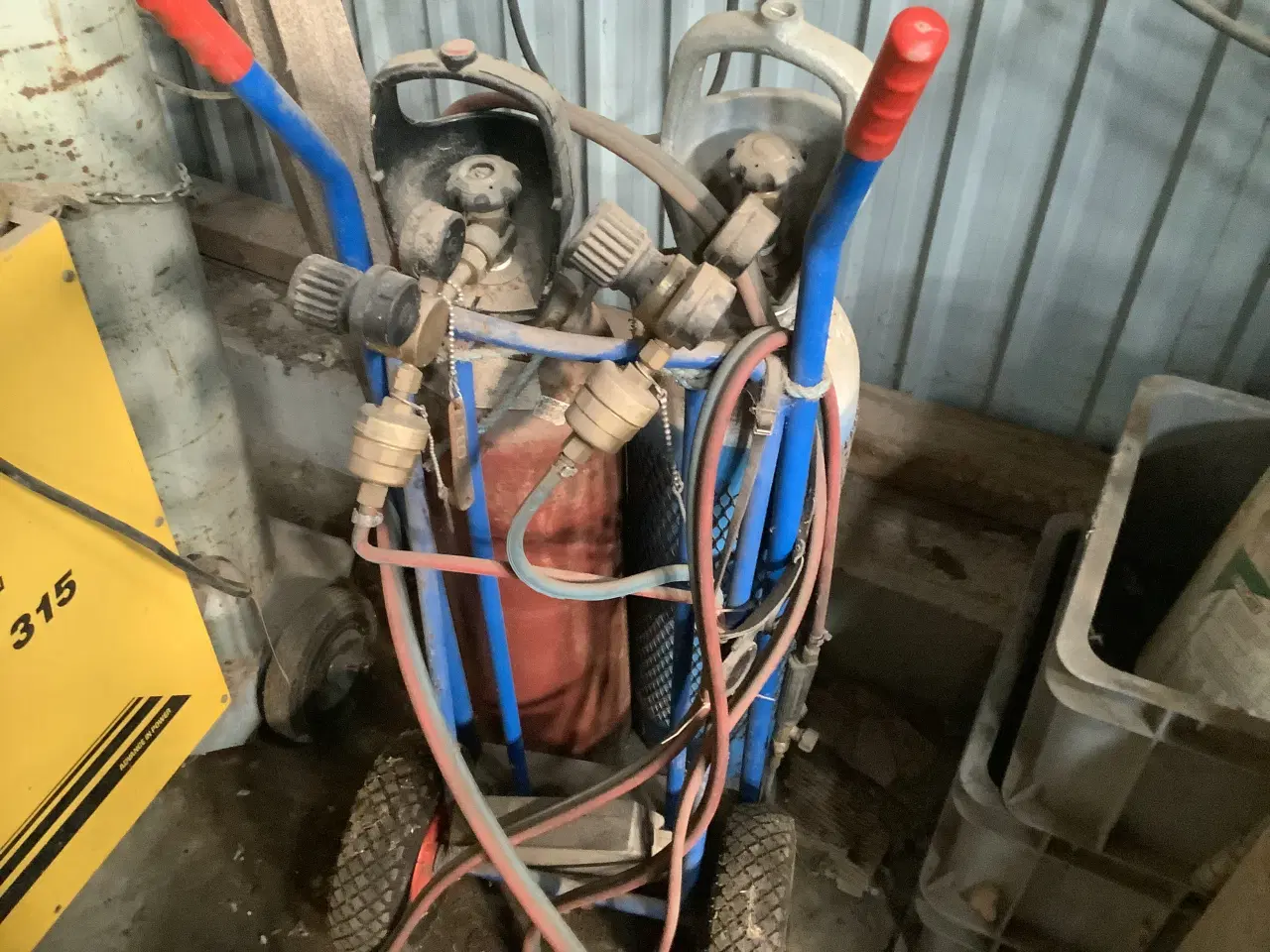 Billede 2 - Gas og ilt sæt , på lille sækkevogn