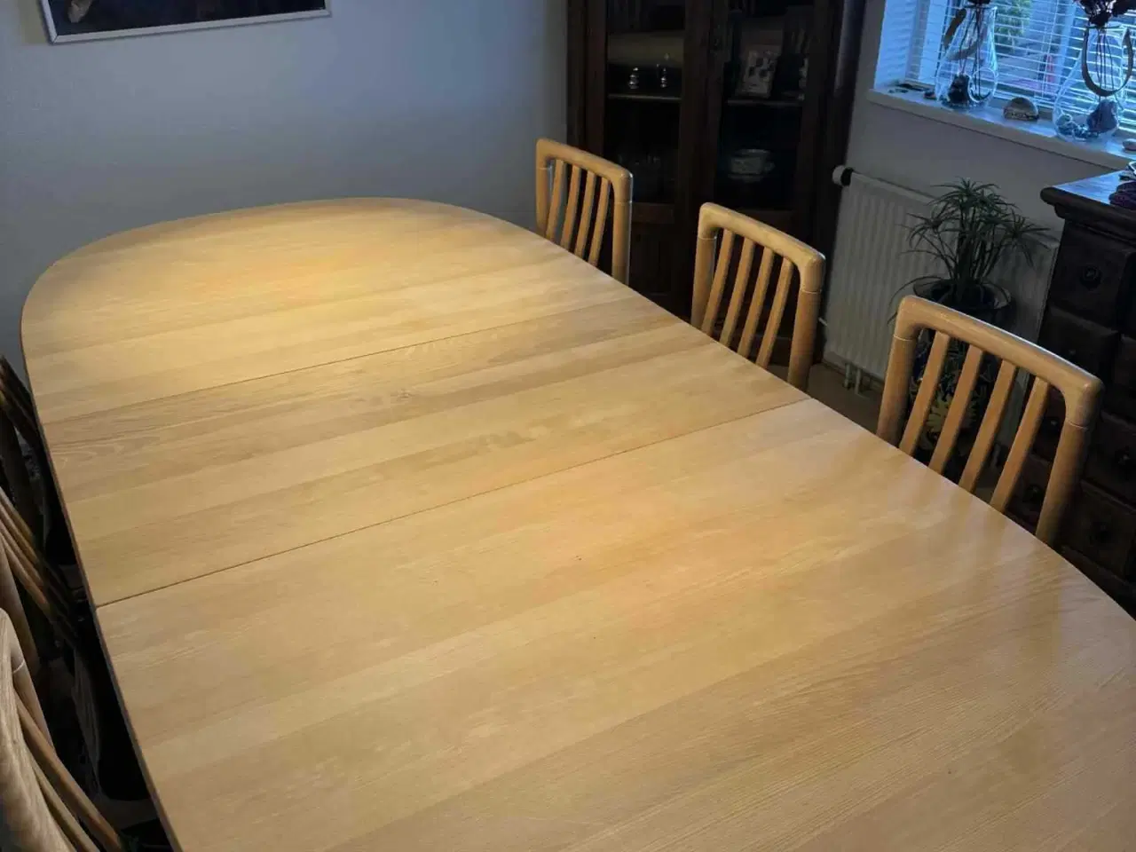 Billede 1 - Spisebord med 6 stole - Boltinge Stolefabrik 