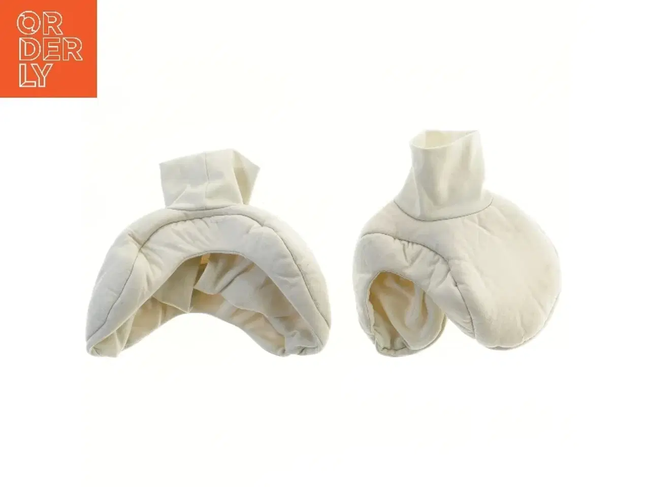 Billede 2 - Hvide futter (str. 15 cm)