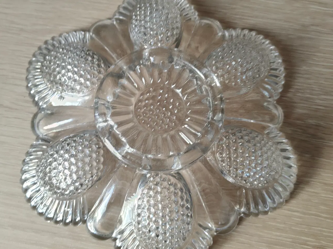 Billede 4 - Flot serveringsfad til æg