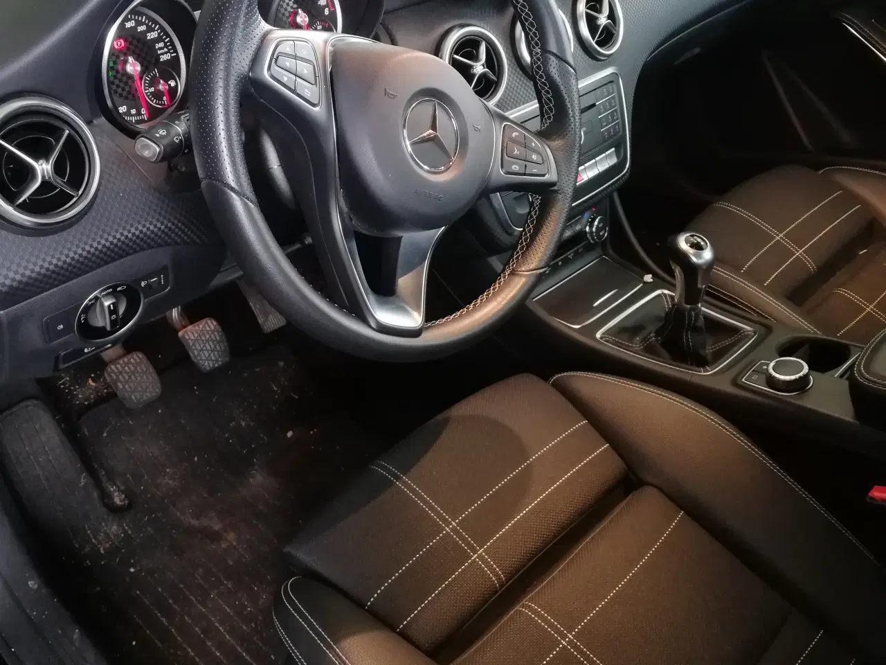 Billede 5 - Flot Mercedes A180d