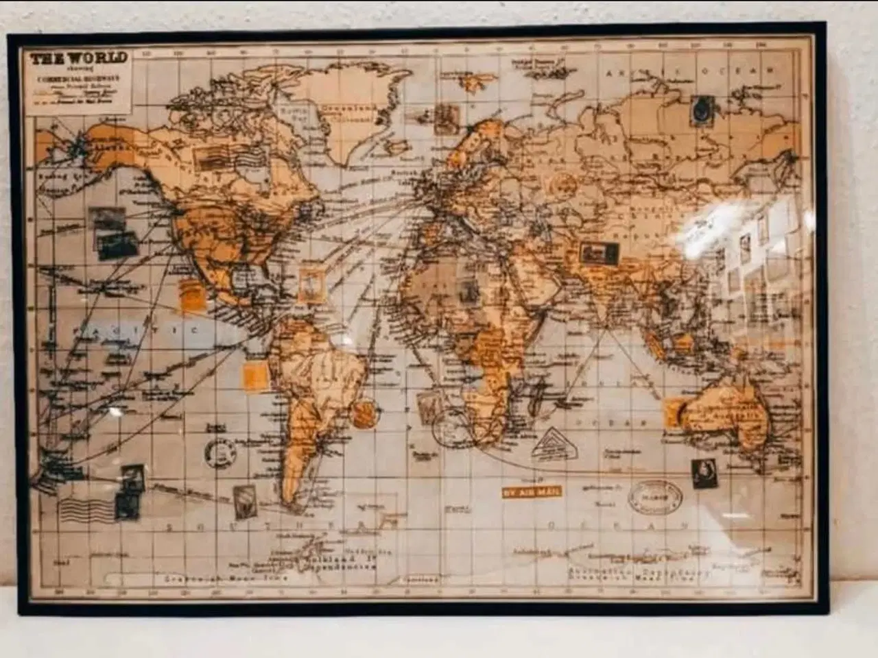 Billede 1 - Verdenskort med frimærker og stempler