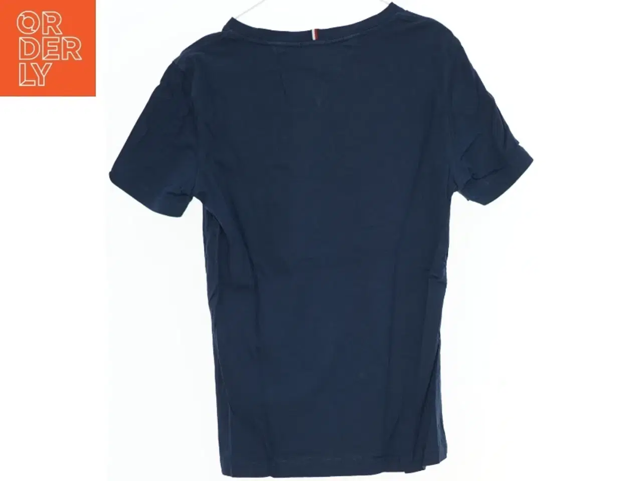 Billede 2 - Tommy Hilfiger T-shirt fra Tommy Hilfiger (str. 140)