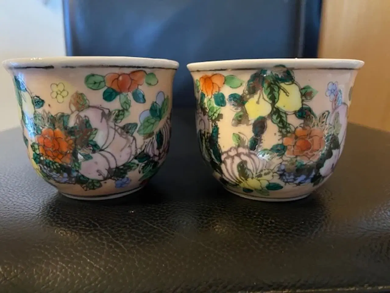 Billede 1 - Japansk IMARI - 2 gamle, små og fine porcelænsskål