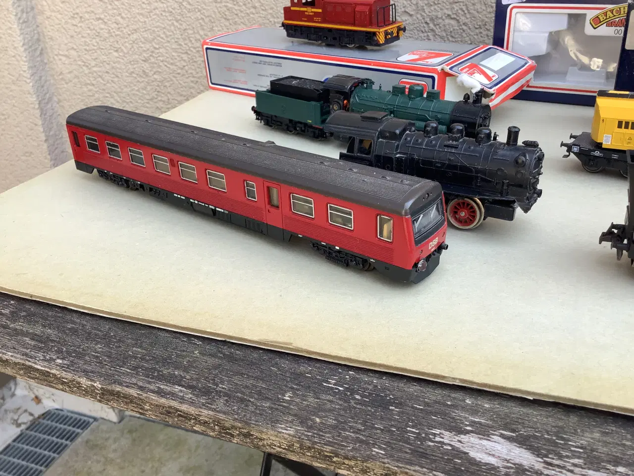 Billede 2 - Kun denne uge. Lot 5 lok, 3 vogne plus lok overdel