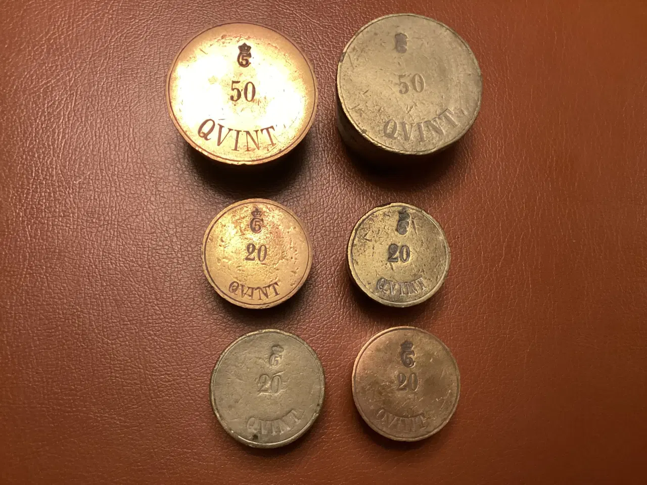 Billede 2 - Antikke messing Qvint lodder